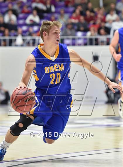 Thumbnail 2 in Bountiful vs. Orem (UHSAA 4A Semifinal) photogallery.