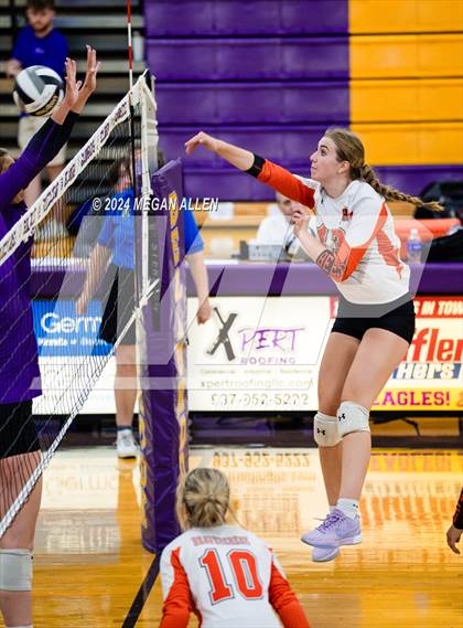 Thumbnail 1 in Beavercreek @ Bellbrook photogallery.