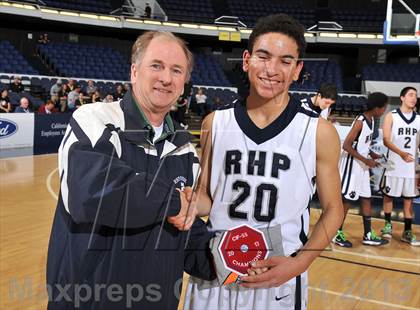 Thumbnail 3 in Rolling Hills Prep vs. Shalhevet (CIF SS 5A Final) photogallery.