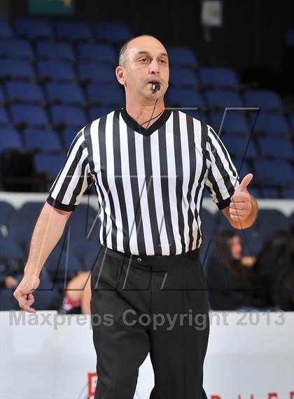 Thumbnail 1 in Rolling Hills Prep vs. Shalhevet (CIF SS 5A Final) photogallery.