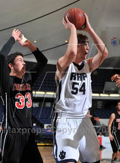 Thumbnail 2 in Rolling Hills Prep vs. Shalhevet (CIF SS 5A Final) photogallery.