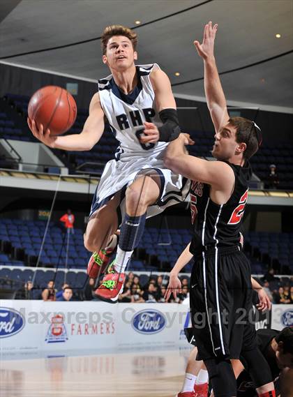 Thumbnail 2 in Rolling Hills Prep vs. Shalhevet (CIF SS 5A Final) photogallery.