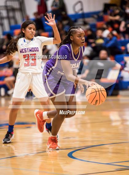 Thumbnail 3 in Cesar Chavez vs Westwood (AIA 6A Round 1 Playoff) photogallery.