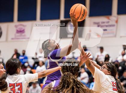 Thumbnail 3 in Cesar Chavez vs Westwood (AIA 6A Round 1 Playoff) photogallery.