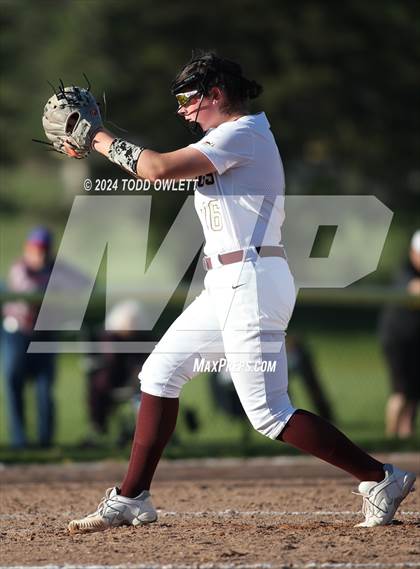 Thumbnail 1 in Sutherland @ Mendon photogallery.