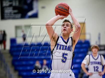 Thumbnail 2 in Lubbock Christian @ Lubbock Titans photogallery.