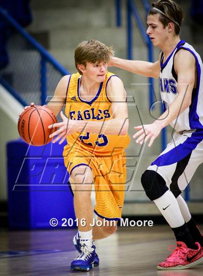 Thumbnail 3 in Lubbock Christian @ Lubbock Titans photogallery.