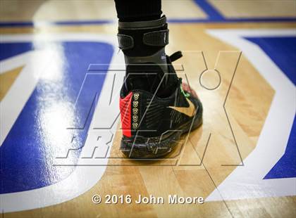 Thumbnail 2 in Lubbock Christian @ Lubbock Titans photogallery.