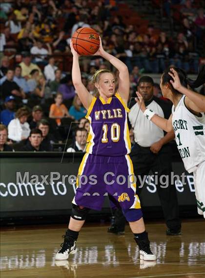 Thumbnail 1 in Rockport-Fulton vs. Wylie (UIL 3A Semilfinal) photogallery.