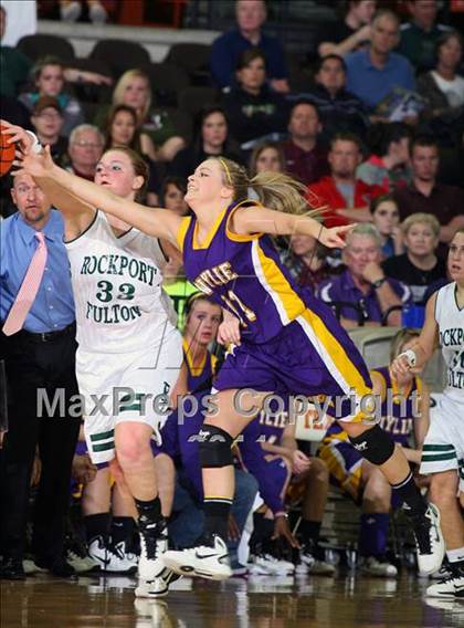 Thumbnail 2 in Rockport-Fulton vs. Wylie (UIL 3A Semilfinal) photogallery.