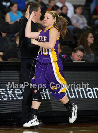 Thumbnail 2 in Rockport-Fulton vs. Wylie (UIL 3A Semilfinal) photogallery.
