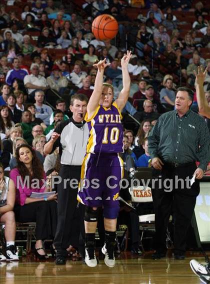 Thumbnail 3 in Rockport-Fulton vs. Wylie (UIL 3A Semilfinal) photogallery.