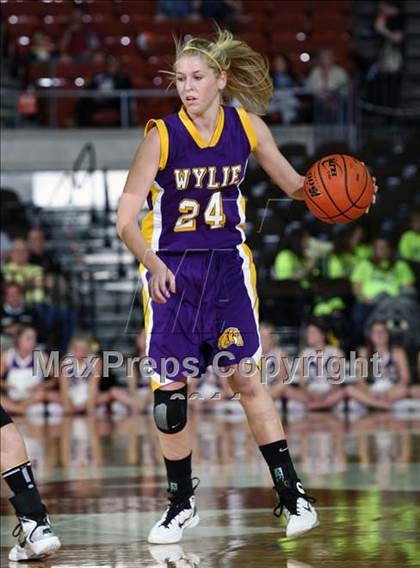 Thumbnail 2 in Rockport-Fulton vs. Wylie (UIL 3A Semilfinal) photogallery.