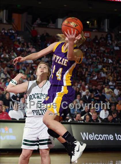 Thumbnail 1 in Rockport-Fulton vs. Wylie (UIL 3A Semilfinal) photogallery.