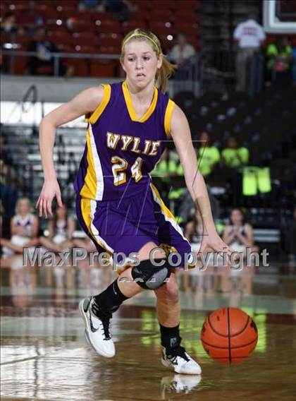 Thumbnail 3 in Rockport-Fulton vs. Wylie (UIL 3A Semilfinal) photogallery.