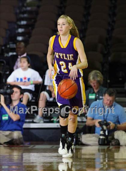 Thumbnail 1 in Rockport-Fulton vs. Wylie (UIL 3A Semilfinal) photogallery.