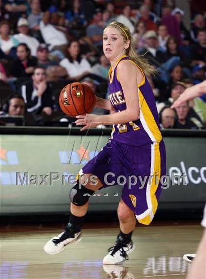 Thumbnail 3 in Rockport-Fulton vs. Wylie (UIL 3A Semilfinal) photogallery.