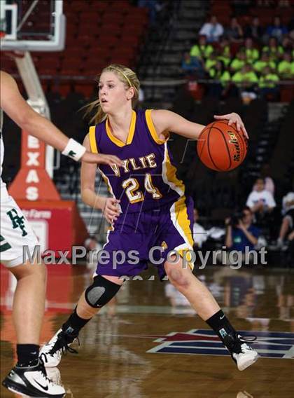 Thumbnail 1 in Rockport-Fulton vs. Wylie (UIL 3A Semilfinal) photogallery.