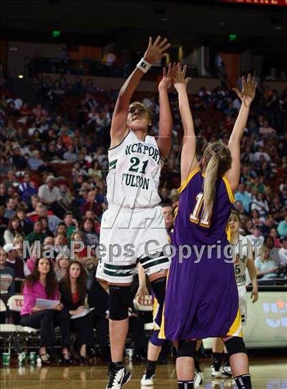 Thumbnail 2 in Rockport-Fulton vs. Wylie (UIL 3A Semilfinal) photogallery.