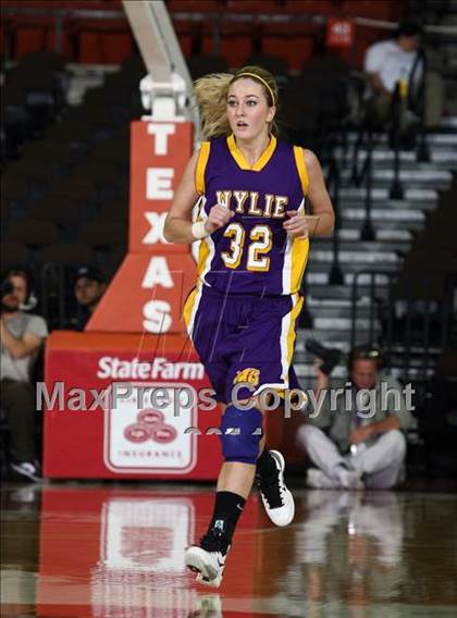 Thumbnail 3 in Rockport-Fulton vs. Wylie (UIL 3A Semilfinal) photogallery.