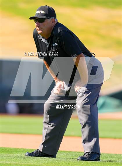 Thumbnail 3 in Scottsdale Preparatory Academy vs. Round Valley (AIA 2A Play In) photogallery.