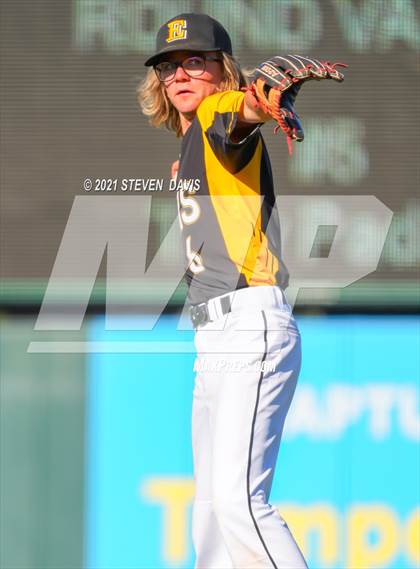 Thumbnail 1 in Scottsdale Preparatory Academy vs. Round Valley (AIA 2A Play In) photogallery.