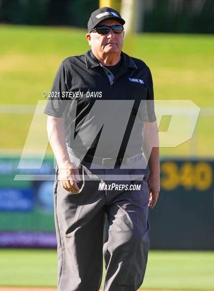 Thumbnail 2 in Scottsdale Preparatory Academy vs. Round Valley (AIA 2A Play In) photogallery.