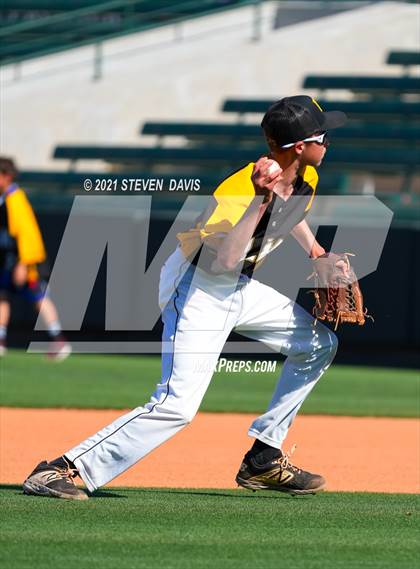 Thumbnail 3 in Scottsdale Preparatory Academy vs. Round Valley (AIA 2A Play In) photogallery.