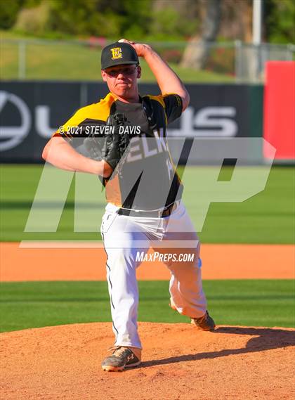Thumbnail 3 in Scottsdale Preparatory Academy vs. Round Valley (AIA 2A Play In) photogallery.