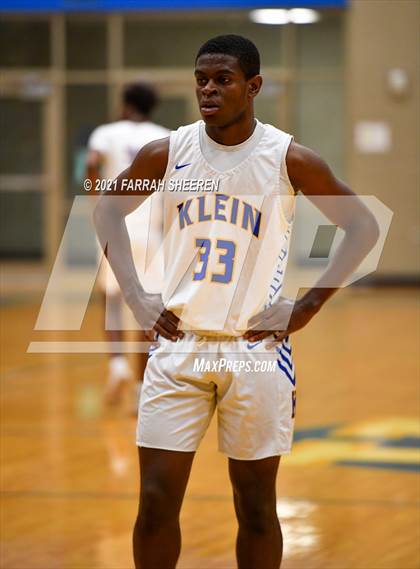 Thumbnail 2 in Klein Cain @ Klein photogallery.
