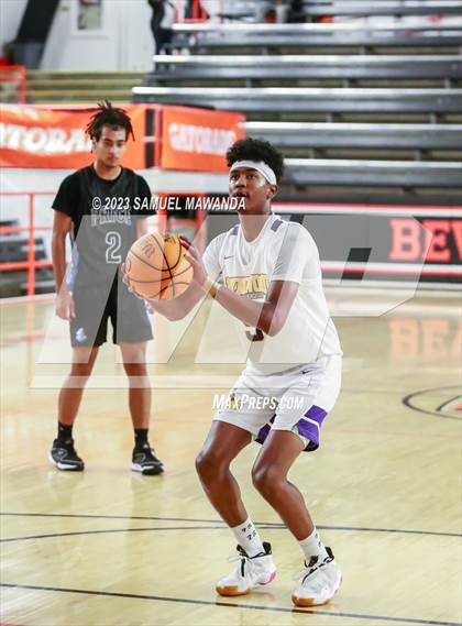 Thumbnail 2 in Price vs Lynwood (Beverly Hills Tournament) photogallery.