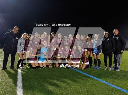 Thumbnail 2 in St. Joseph vs Staples (FCIAC Finals) photogallery.