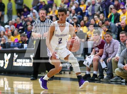 Thumbnail 1 in Edgewood vs. Whitesboro (UIL 3A Region II Area Playoff) photogallery.