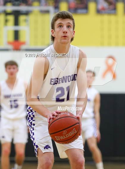 Thumbnail 1 in Edgewood vs. Whitesboro (UIL 3A Region II Area Playoff) photogallery.