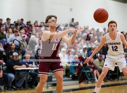 Thumbnail 2 in Edgewood vs. Whitesboro (UIL 3A Region II Area Playoff) photogallery.
