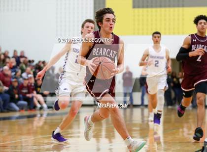 Thumbnail 3 in Edgewood vs. Whitesboro (UIL 3A Region II Area Playoff) photogallery.