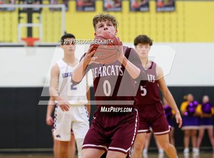 Thumbnail 3 in Edgewood vs. Whitesboro (UIL 3A Region II Area Playoff) photogallery.
