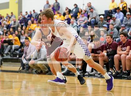 Thumbnail 1 in Edgewood vs. Whitesboro (UIL 3A Region II Area Playoff) photogallery.