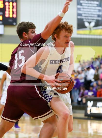 Thumbnail 2 in Edgewood vs. Whitesboro (UIL 3A Region II Area Playoff) photogallery.