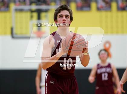 Thumbnail 2 in Edgewood vs. Whitesboro (UIL 3A Region II Area Playoff) photogallery.