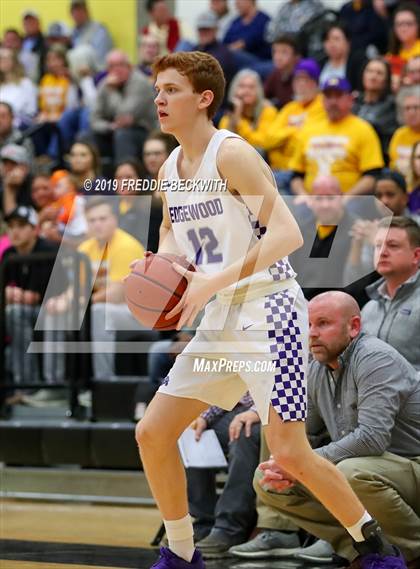 Thumbnail 2 in Edgewood vs. Whitesboro (UIL 3A Region II Area Playoff) photogallery.