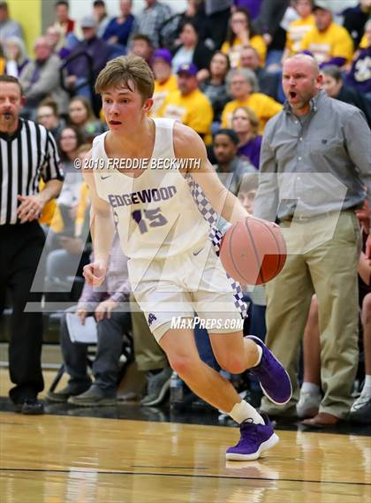 Thumbnail 3 in Edgewood vs. Whitesboro (UIL 3A Region II Area Playoff) photogallery.