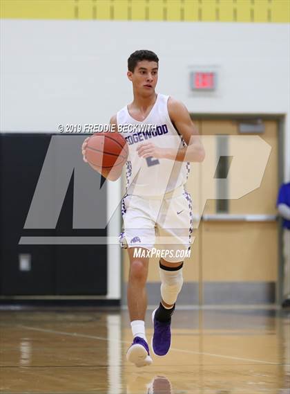 Thumbnail 1 in Edgewood vs. Whitesboro (UIL 3A Region II Area Playoff) photogallery.