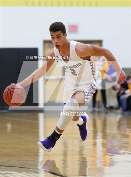 Thumbnail 3 in Edgewood vs. Whitesboro (UIL 3A Region II Area Playoff) photogallery.
