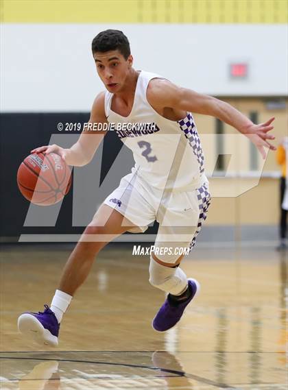 Thumbnail 1 in Edgewood vs. Whitesboro (UIL 3A Region II Area Playoff) photogallery.