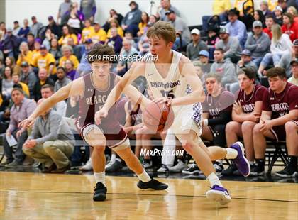 Thumbnail 3 in Edgewood vs. Whitesboro (UIL 3A Region II Area Playoff) photogallery.