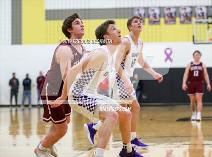 Thumbnail 2 in Edgewood vs. Whitesboro (UIL 3A Region II Area Playoff) photogallery.