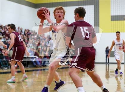 Thumbnail 3 in Edgewood vs. Whitesboro (UIL 3A Region II Area Playoff) photogallery.