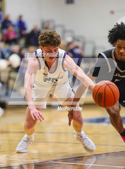 Thumbnail 2 in Spanaway Lake @ Olympia photogallery.