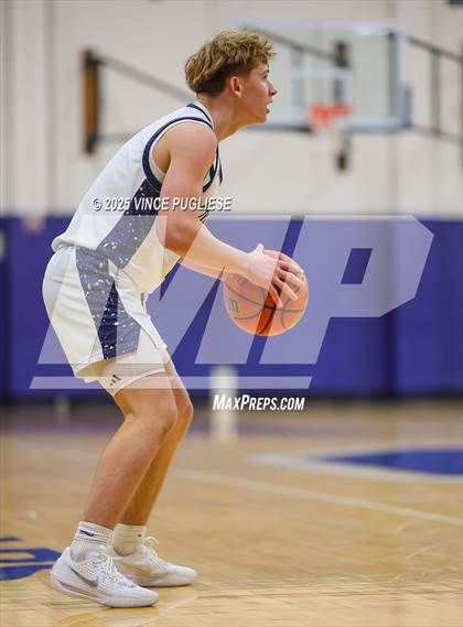 Thumbnail 1 in Spanaway Lake @ Olympia photogallery.